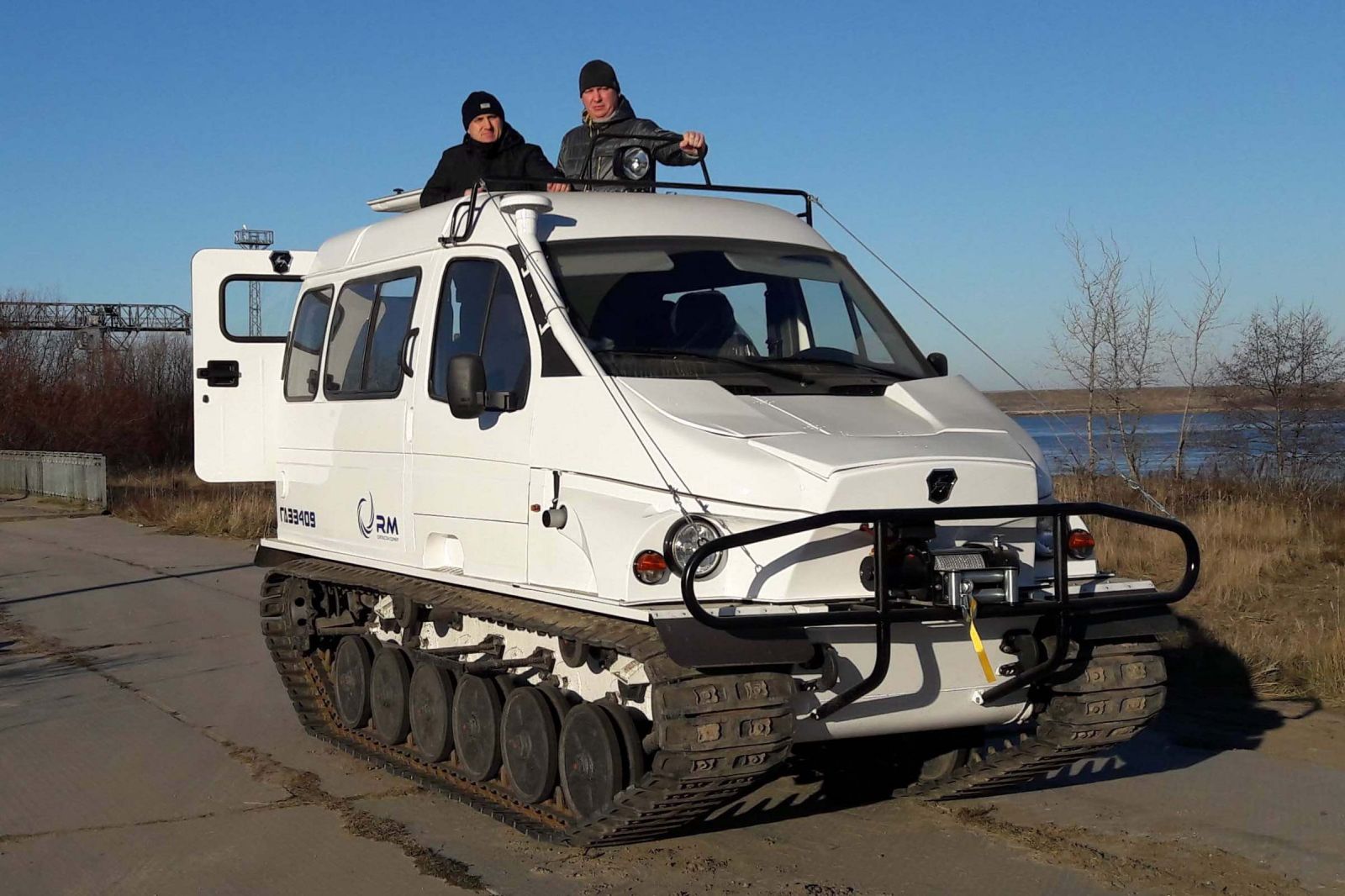 GAZ-3409 Bobr (4)